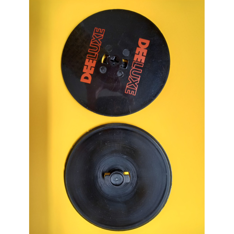 disque central pour snowboard de chez deeluxe